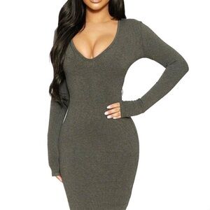 New Naked Wardrobe Ribbed Long Sleeve V-Neck Body Con Midi Dress Gray Size Small